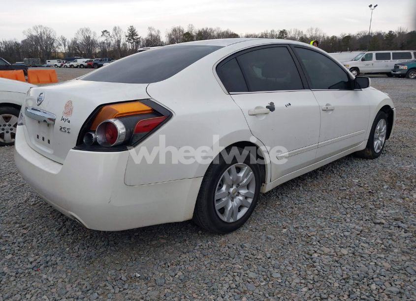 Photo 4 of 2011 Nissan Altima 2.5 S (VIN 1N4AL2AP8BN438652)