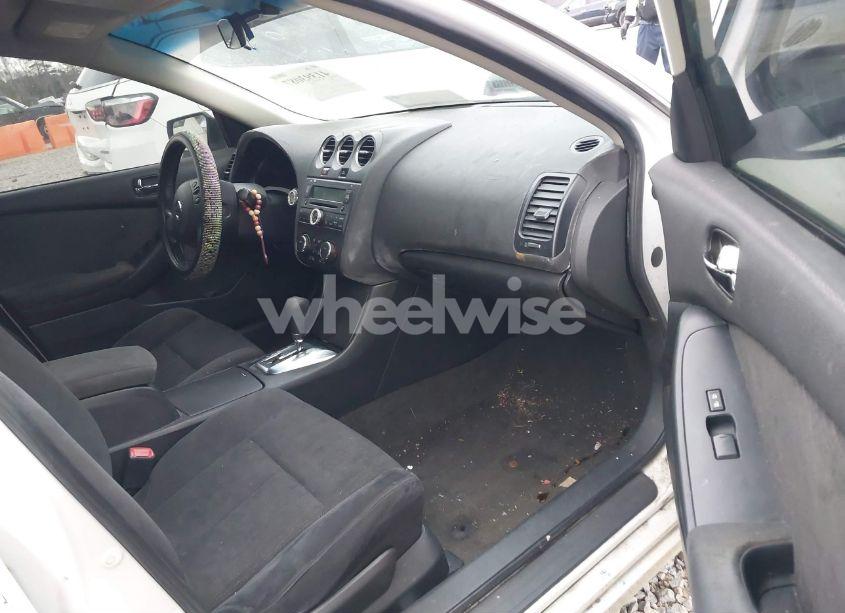 Photo 5 of 2011 Nissan Altima 2.5 S (VIN 1N4AL2AP8BN438652)