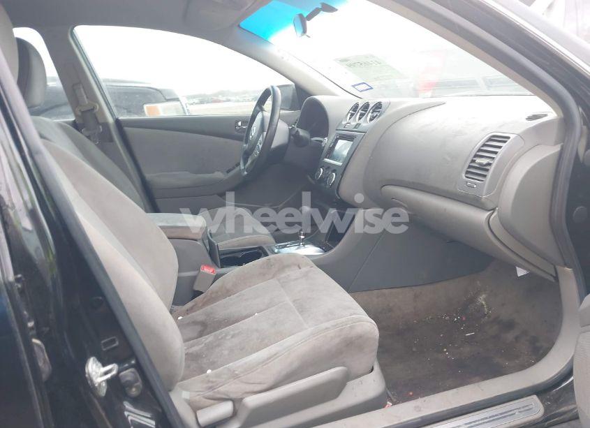 Photo 5 of 2011 Nissan Altima 2.5 S (VIN 1N4AL2AP8BN449330)