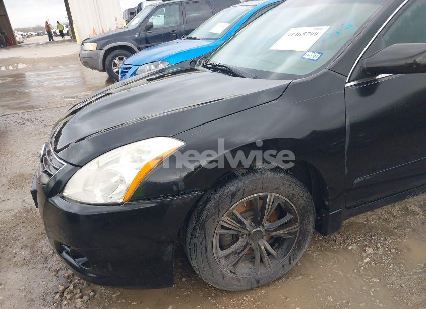 Photo 6 of 2011 Nissan Altima 2.5 S (VIN 1N4AL2AP8BN449330)