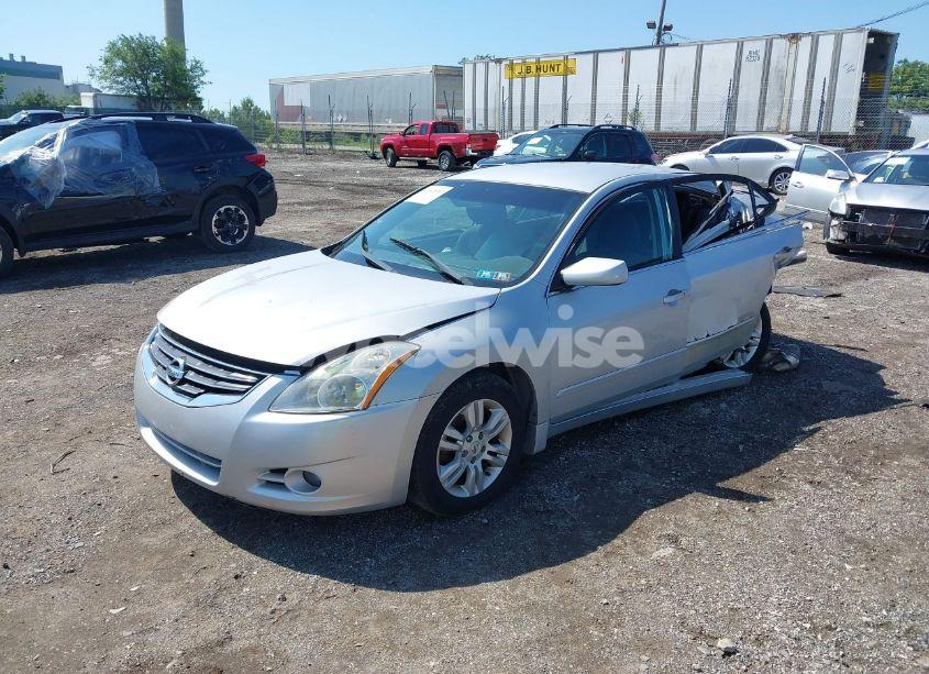 Photo 2 of 2011 Nissan Altima 2.5 S (VIN 1N4AL2AP8BN468539)