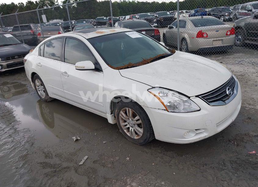 2011 Nissan Altima 2.5 S (VIN 1N4AL2AP8BN481937) main photo