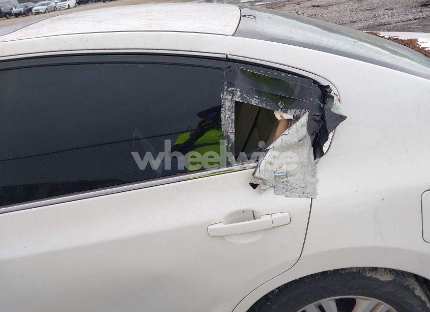 Photo 6 of 2011 Nissan Altima 2.5 S (VIN 1N4AL2AP8BN481937)