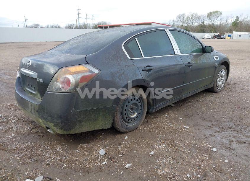 Photo 4 of 2011 Nissan Altima 2.5 (VIN 1N4AL2AP8BN496275)