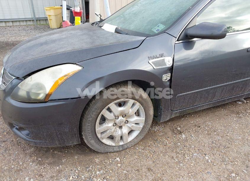 Photo 6 of 2011 Nissan Altima 2.5 (VIN 1N4AL2AP8BN496275)