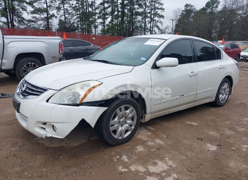 Photo 2 of 2011 Nissan Altima 2.5 S (VIN 1N4AL2AP8BN498253)