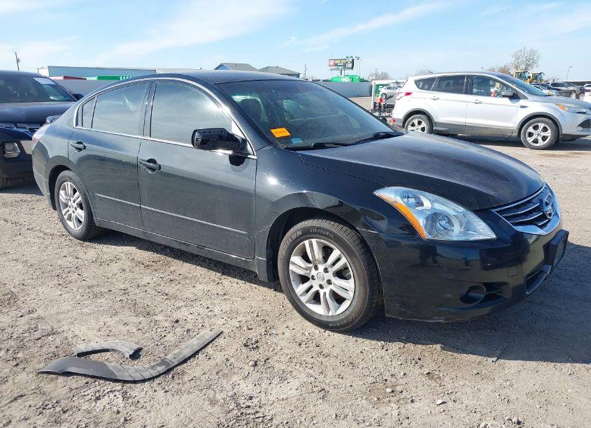 2011 Nissan Altima 2.5 S (VIN 1N4AL2AP8BN502172) main photo
