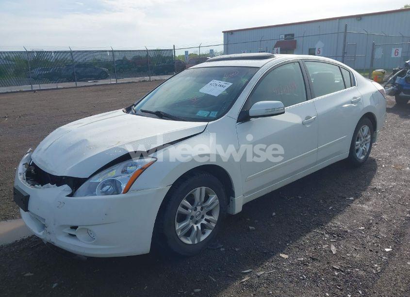 Photo 2 of 2012 Nissan Altima 2.5 S (VIN 1N4AL2AP8CC121905)
