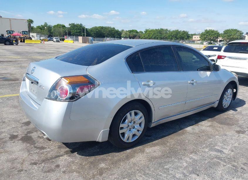Photo 4 of 2012 Nissan Altima 2.5 S (VIN 1N4AL2AP8CC131799)