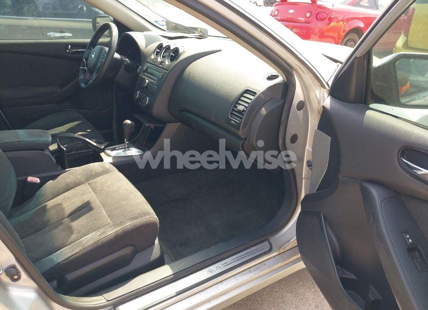 Photo 5 of 2012 Nissan Altima 2.5 S (VIN 1N4AL2AP8CN506157)