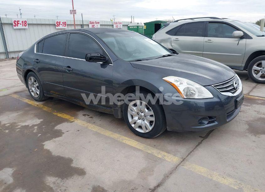 2010 Nissan Altima 2.5 S (VIN 1N4AL2AP9AC100574) main photo