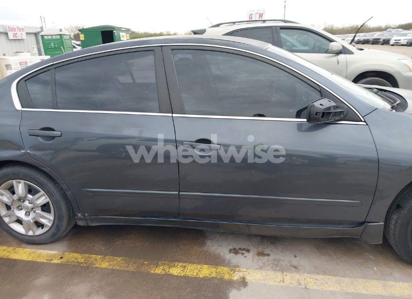 Photo 13 of 2010 Nissan Altima 2.5 S (VIN 1N4AL2AP9AC100574)