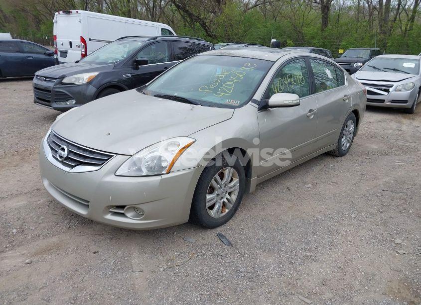 Photo 2 of 2010 Nissan Altima 2.5 S (VIN 1N4AL2AP9AC117648)