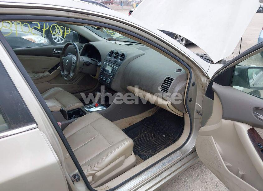 Photo 5 of 2010 Nissan Altima 2.5 S (VIN 1N4AL2AP9AC117648)