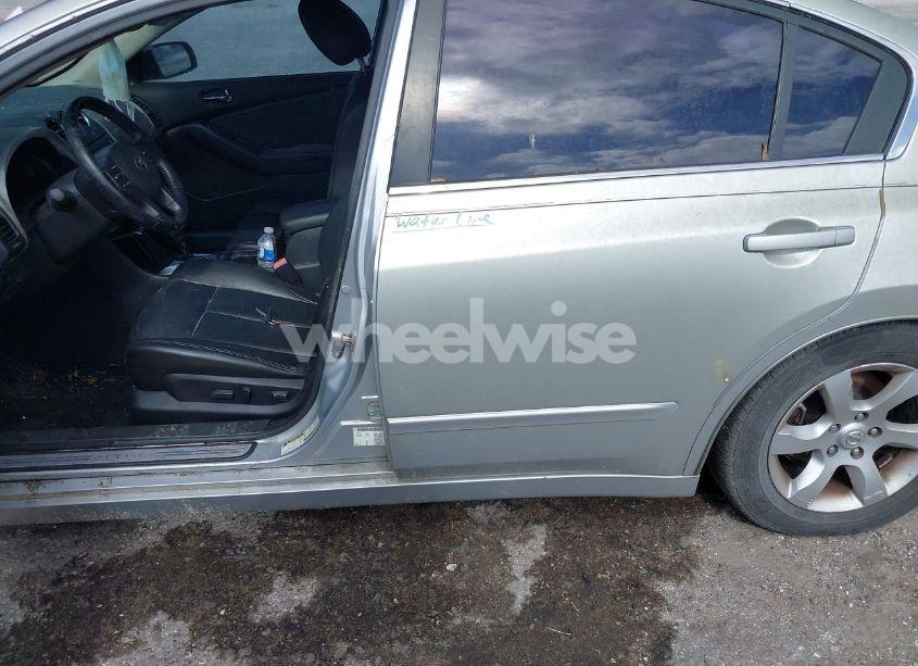 Photo 6 of 2010 Nissan Altima 2.5 S (VIN 1N4AL2AP9AC149869)