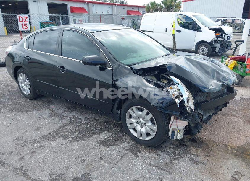 2010 Nissan Altima 2.5 (VIN 1N4AL2AP9AC173959) main photo