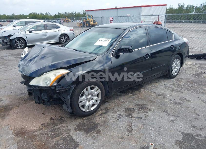Photo 2 of 2010 Nissan Altima 2.5 (VIN 1N4AL2AP9AC173959)