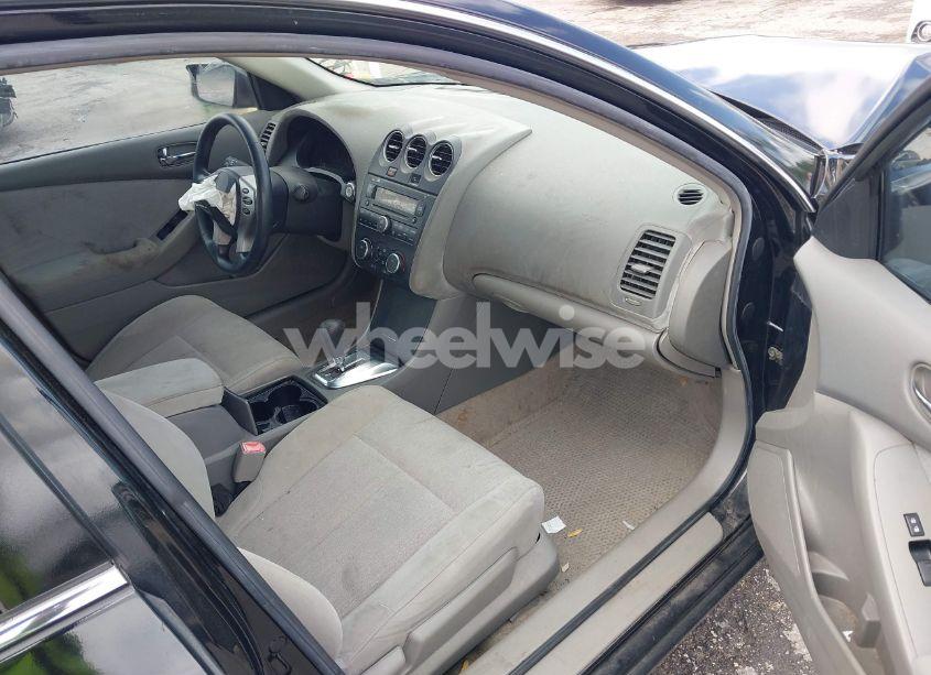 Photo 5 of 2010 Nissan Altima 2.5 (VIN 1N4AL2AP9AC173959)