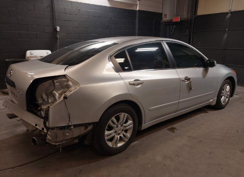 Photo 4 of 2010 Nissan Altima 2.5 S (VIN 1N4AL2AP9AN404122)