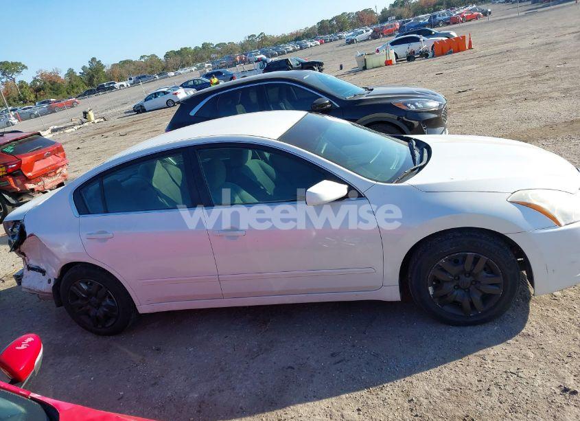 Photo 13 of 2010 Nissan Altima 2.5 (VIN 1N4AL2AP9AN425245)