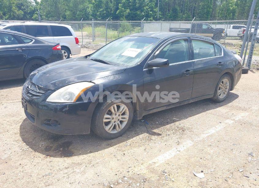 Photo 2 of 2010 Nissan Altima 2.5 S (VIN 1N4AL2AP9AN425410)