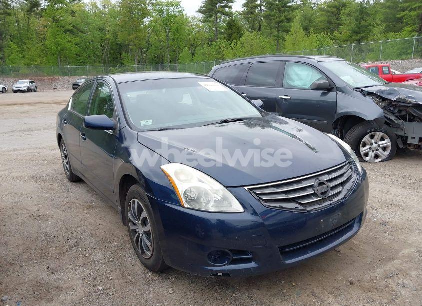2010 Nissan Altima 2.5 S (VIN 1N4AL2AP9AN435371) main photo