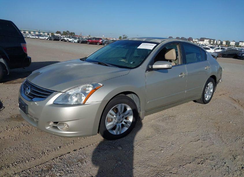 Photo 2 of 2010 Nissan Altima 2.5 S (VIN 1N4AL2AP9AN456527)