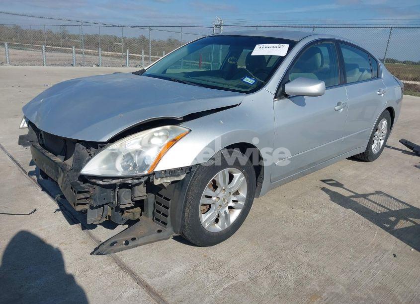Photo 2 of 2010 Nissan Altima 2.5 S (VIN 1N4AL2AP9AN467785)
