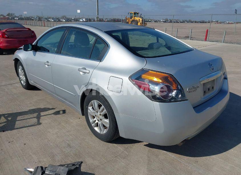 Photo 3 of 2010 Nissan Altima 2.5 S (VIN 1N4AL2AP9AN467785)