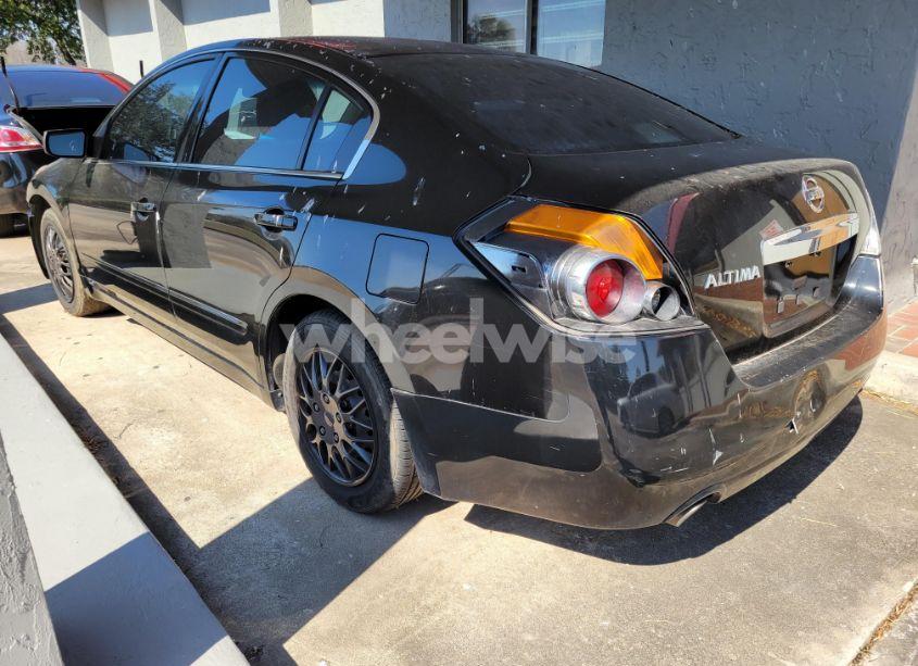 Photo 3 of 2010 Nissan Altima 2.5 (VIN 1N4AL2AP9AN520923)