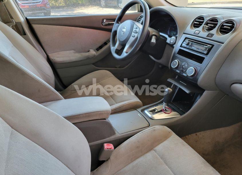 Photo 5 of 2010 Nissan Altima 2.5 (VIN 1N4AL2AP9AN520923)