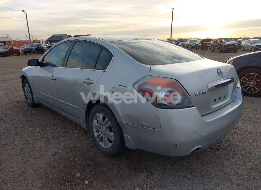 Photo 3 of 2010 Nissan Altima 2.5 S (VIN 1N4AL2AP9AN522347)