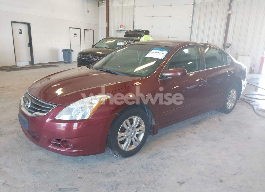 Photo 2 of 2010 Nissan Altima 2.5 S (VIN 1N4AL2AP9AN524129)