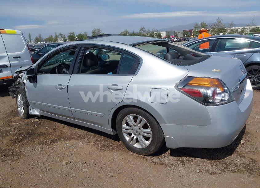Photo 3 of 2010 Nissan Altima 2.5 S (VIN 1N4AL2AP9AN535812)