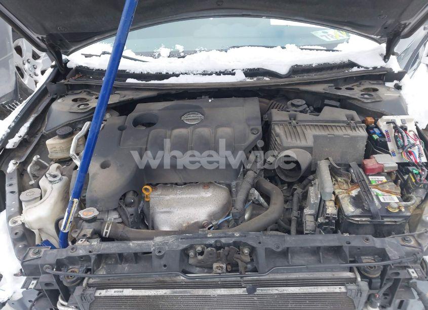 Photo 10 of 2010 Nissan Altima 2.5 S (VIN 1N4AL2AP9AN553212)