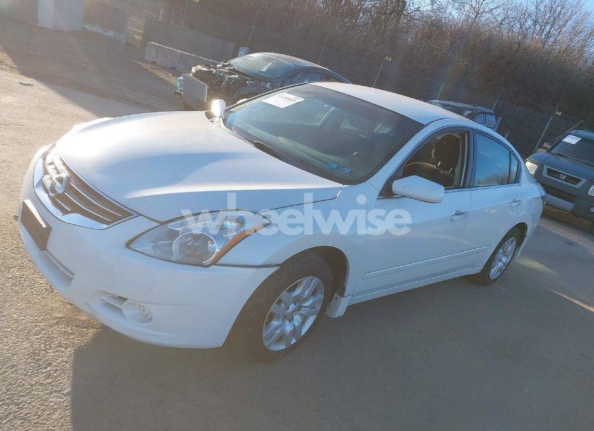 Photo 2 of 2010 Nissan Altima 2.5 S (VIN 1N4AL2AP9AN565215)