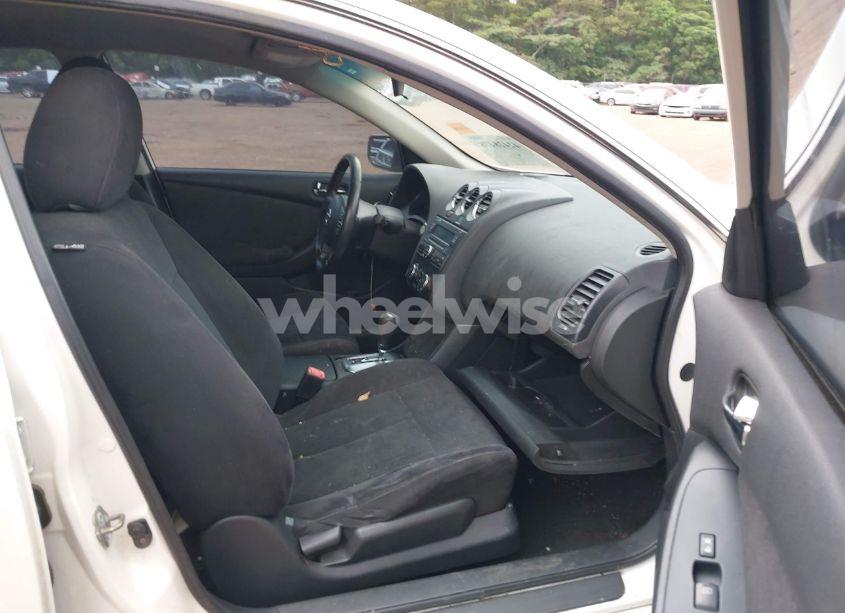 Photo 5 of 2011 Nissan Altima 2.5 S (VIN 1N4AL2AP9BC112807)