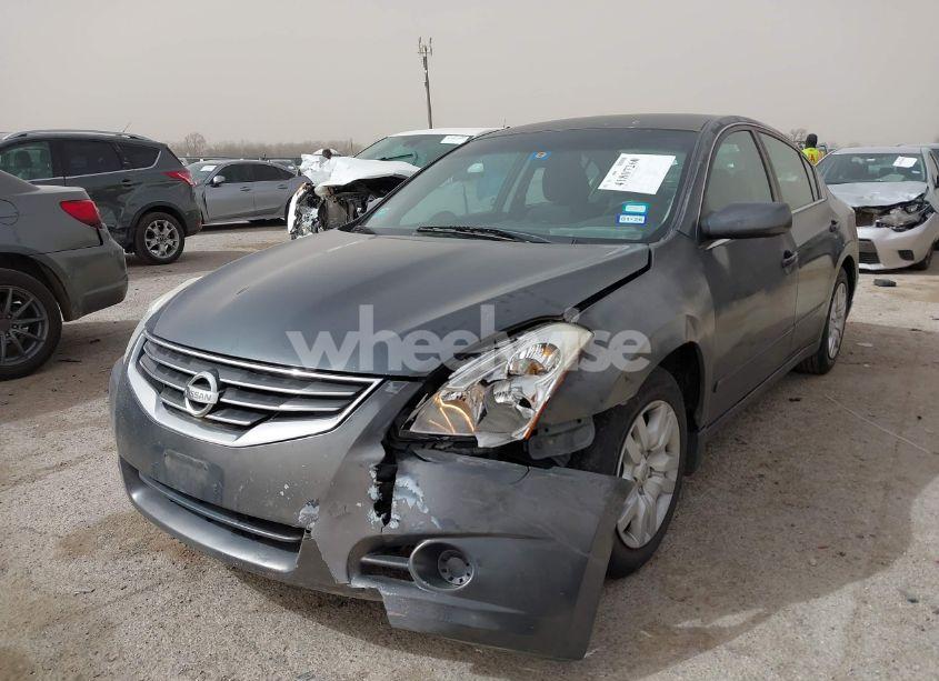 Photo 2 of 2011 Nissan Altima 2.5 S (VIN 1N4AL2AP9BC125752)