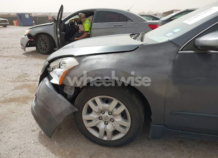 Photo 6 of 2011 Nissan Altima 2.5 S (VIN 1N4AL2AP9BC125752)