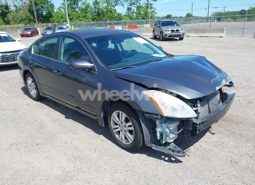 2011 Nissan Altima 2.5 S (VIN 1N4AL2AP9BC134015) main photo