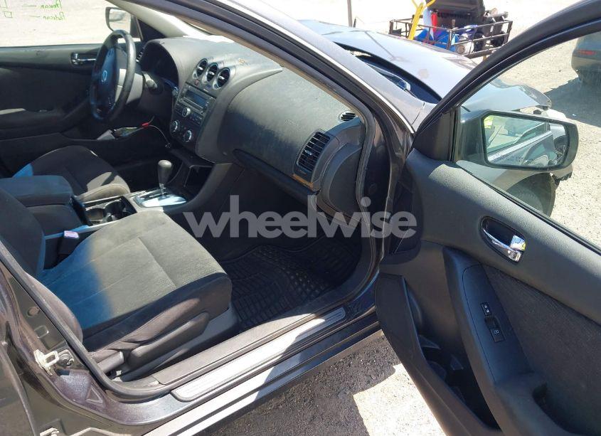 Photo 5 of 2011 Nissan Altima 2.5 S (VIN 1N4AL2AP9BC134015)