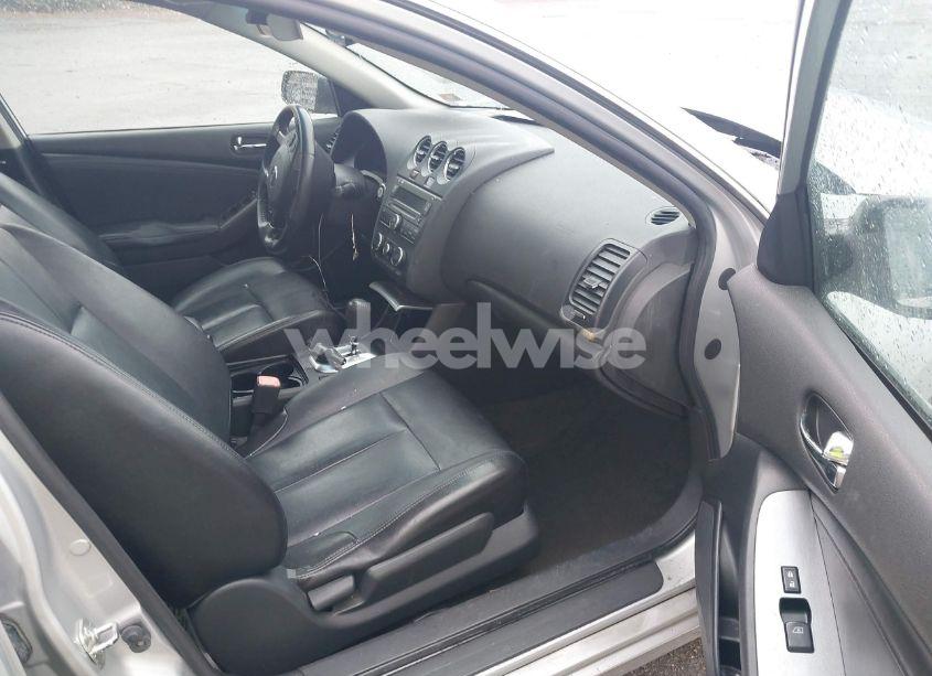 Photo 5 of 2011 Nissan Altima 2.5 S (VIN 1N4AL2AP9BC140008)