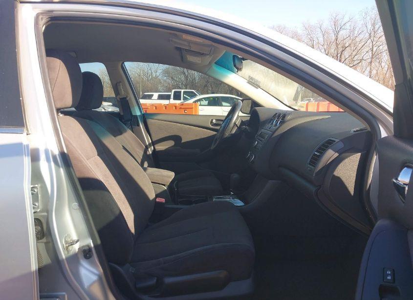 Photo 5 of 2011 Nissan Altima 2.5 S (VIN 1N4AL2AP9BC164731)