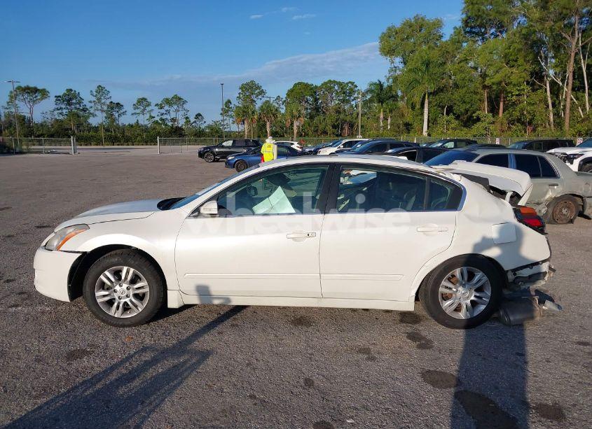 Photo 13 of 2011 Nissan Altima 2.5 S (VIN 1N4AL2AP9BN400640)