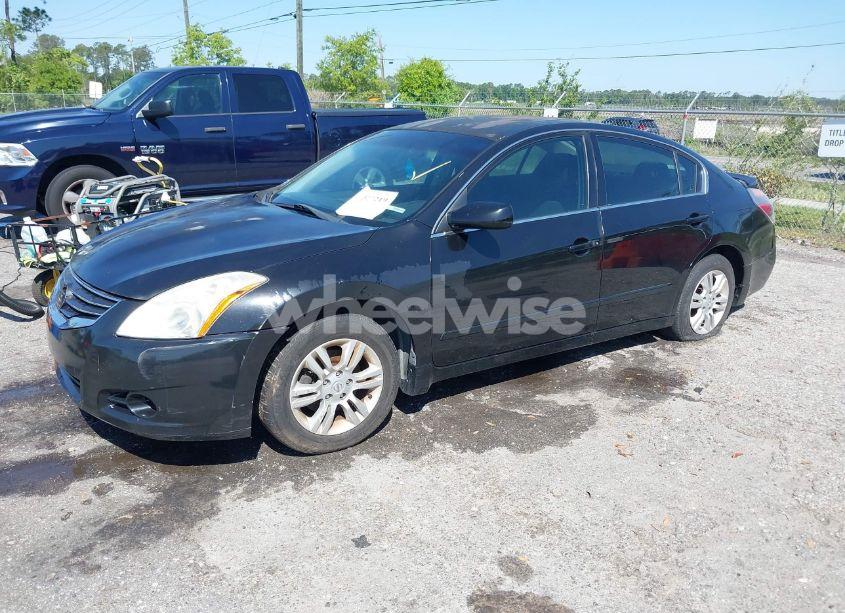 Photo 2 of 2011 Nissan Altima 2.5 S (VIN 1N4AL2AP9BN402081)