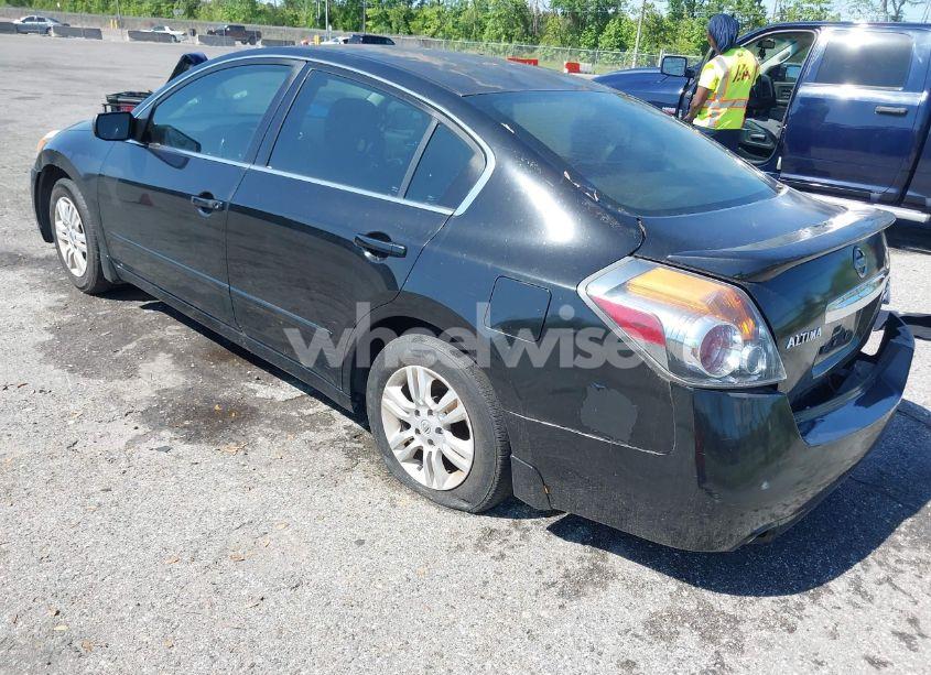 Photo 3 of 2011 Nissan Altima 2.5 S (VIN 1N4AL2AP9BN402081)
