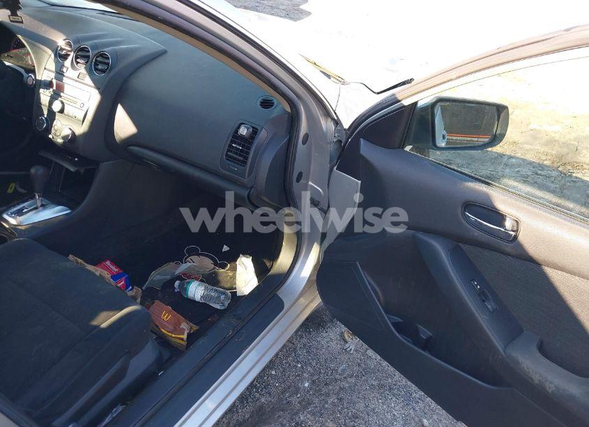 Photo 5 of 2011 Nissan Altima 2.5 S (VIN 1N4AL2AP9BN419124)