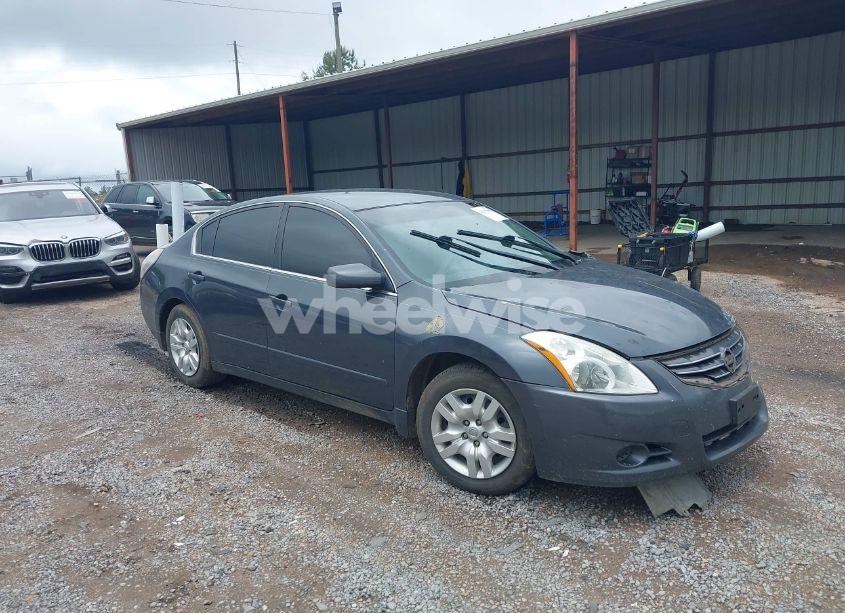 2011 Nissan Altima 2.5 S (VIN 1N4AL2AP9BN483048) main photo