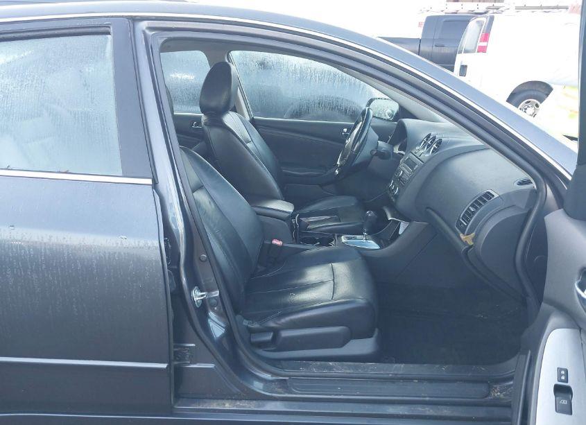 Photo 5 of 2011 Nissan Altima 2.5 S (VIN 1N4AL2AP9BN488766)