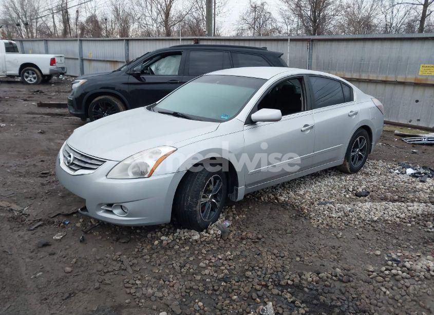Photo 2 of 2012 Nissan Altima 2.5 S (VIN 1N4AL2AP9CC107270)